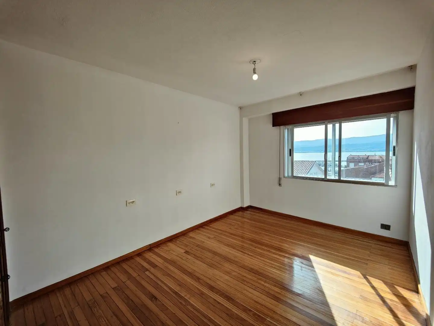 Habitación de Piso en venta en Rianxo