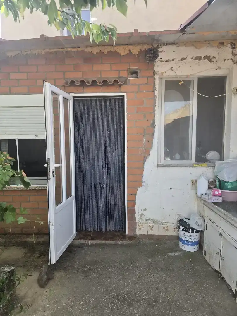 Terrassa de Casa adosada en venda en Vega de Ruiponce amb Jardí privat, Traster i Moblat