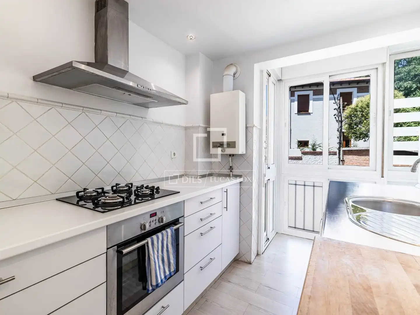 Flat with terrace for sale in Chamartín, imagen 8