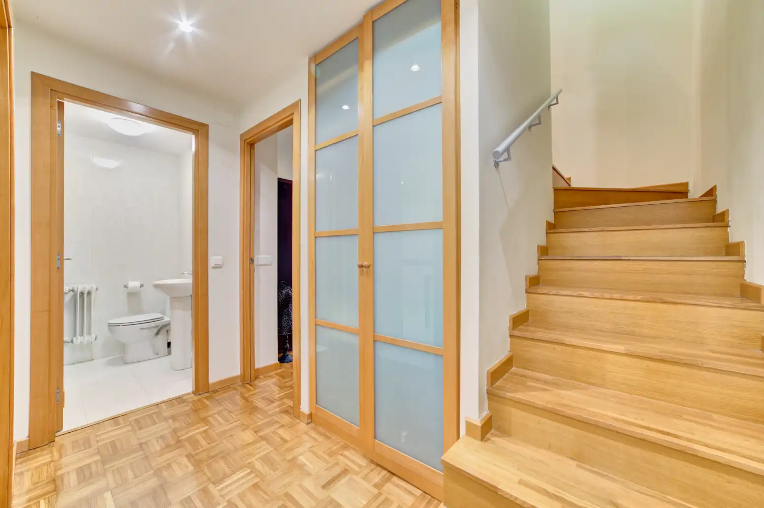 Piso de alquiler en  Pamplona / Iruña con Calefacción, Parquet y Trastero