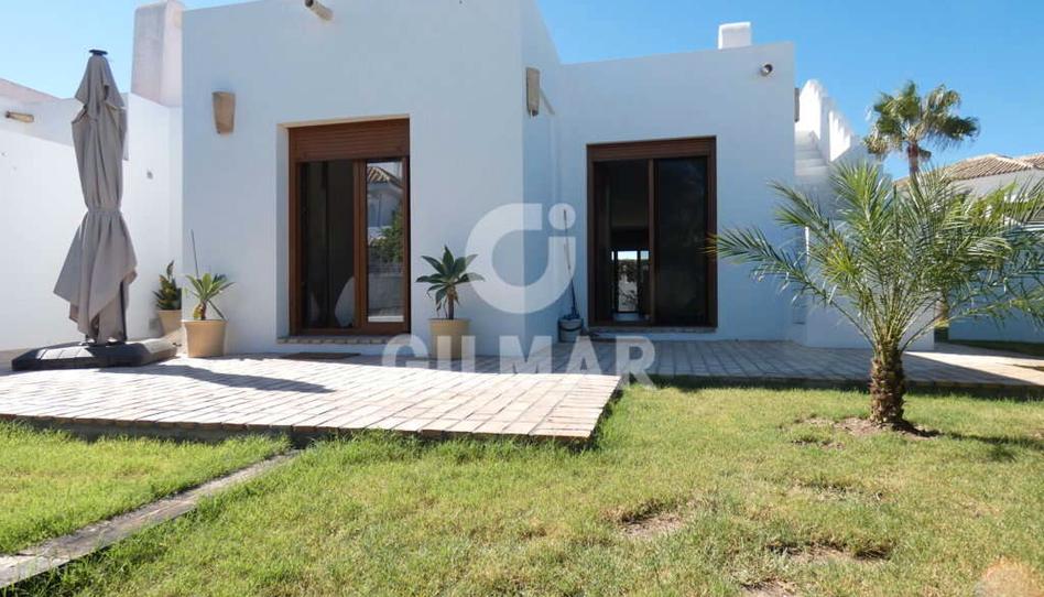 Foto 1 de Casa adosada de lloguer a Calle Roble, Vistahermosa, Cádiz