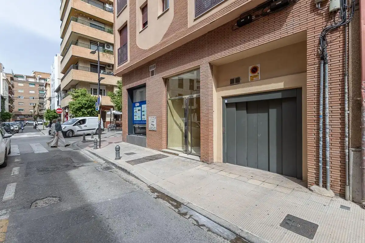 Aparcament en venda a Calle Azhuma, imagen 2