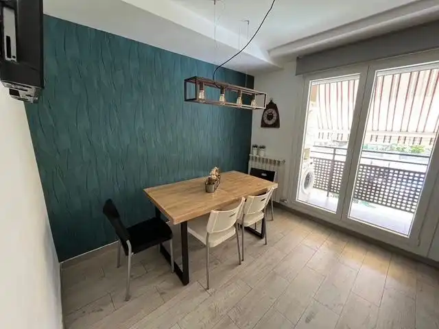 Menjador de Casa o xalet en venda en Zaragoza amb Aire condicionat, Calefacció i Jardí privat