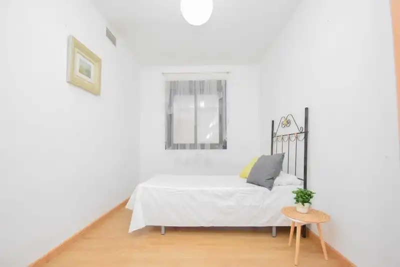 Habitación de Piso en venta en Atarfe con Aire acondicionado