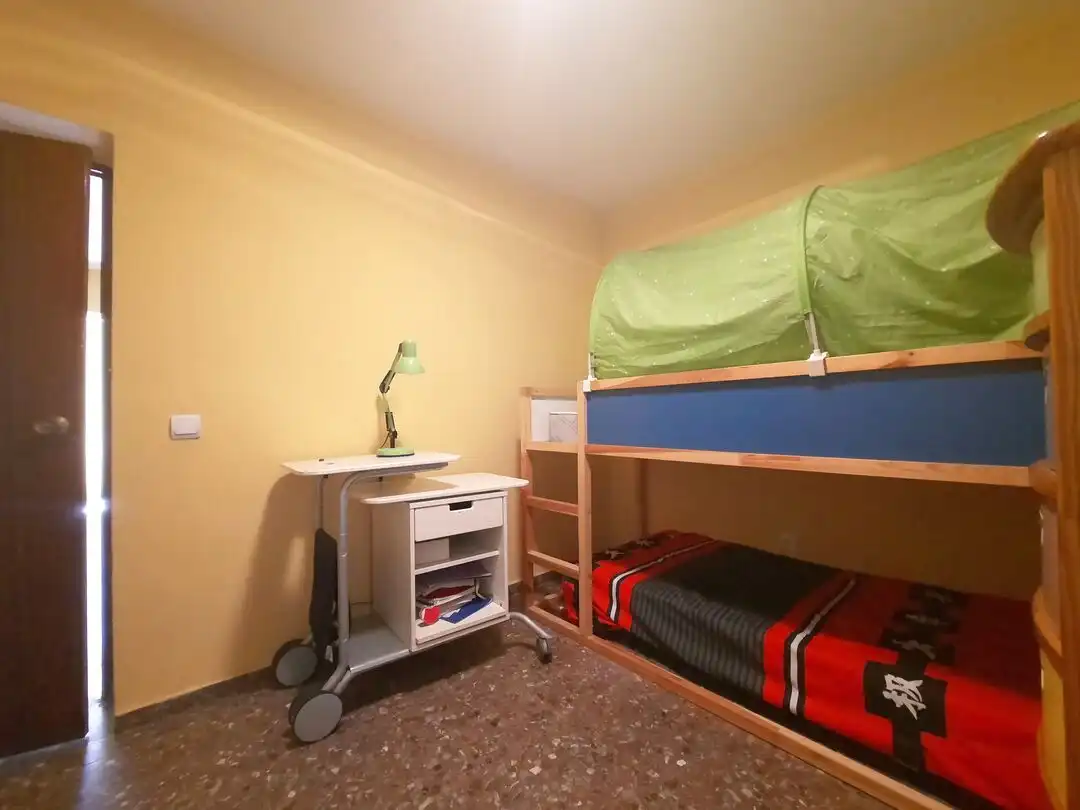 Schlafzimmer von Haus oder Chalet zum Verkauf in Escalona mit Heizung, Privatgarten und Abstellraum