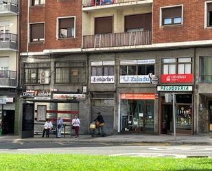 Vista exterior de Oficina en venda en Bilbao  amb Aire condicionat