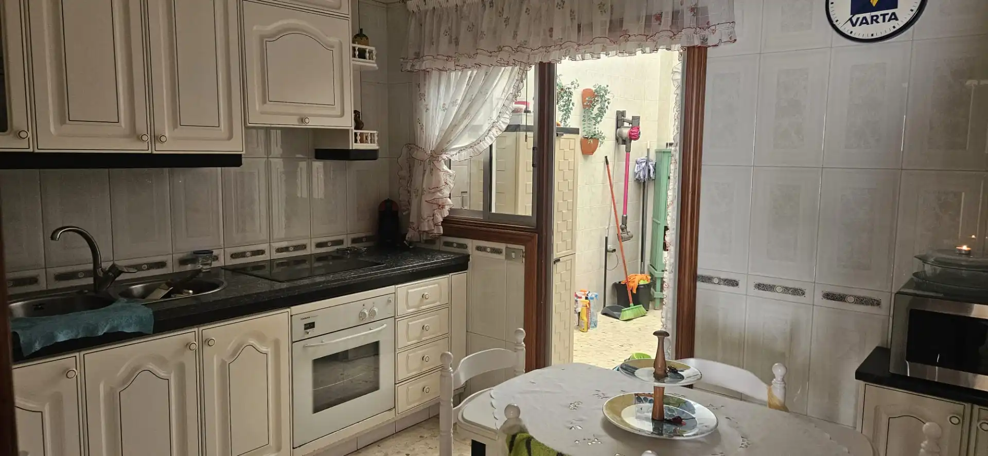 Cocina de Casa o chalet en venta en Santa Cruz de Tenerife con Horno, Balcón y Internet