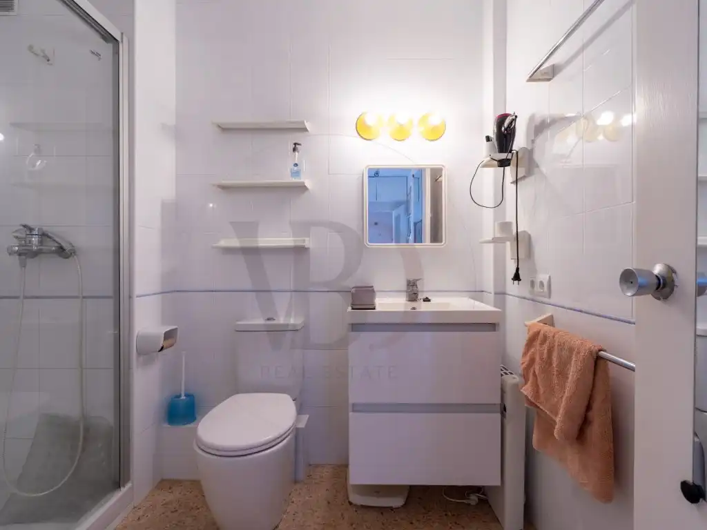 Badezimmer von Dachboden zum Verkauf in Eivissa mit Terrasse
