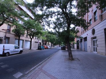 Casa amb balcó en venda a Macarena