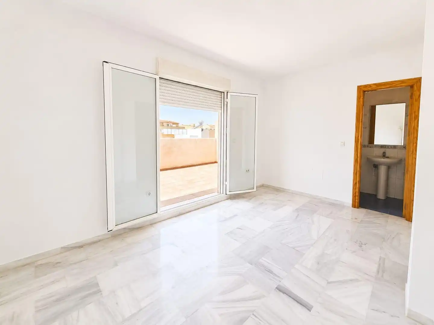 Dormitori de Dúplex en venda en Vegas del Genil amb Terrassa, Traster i Balcó