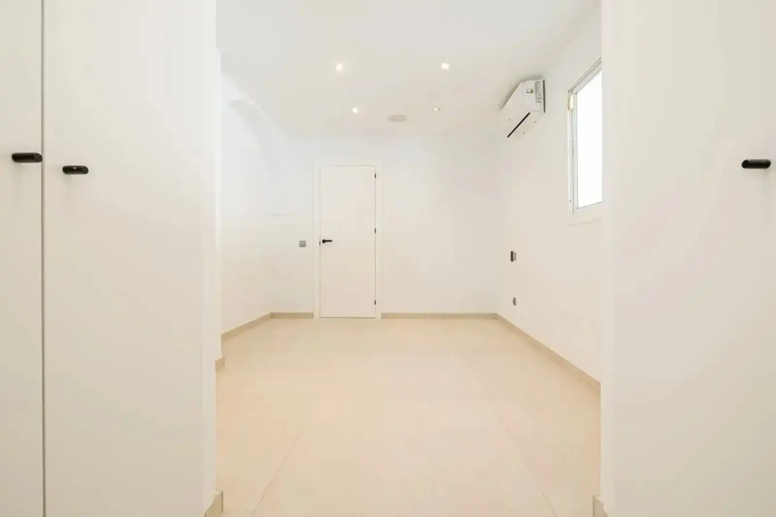 Chalet con piscina en venta en Avenida de las Golondrinas, imagen 48