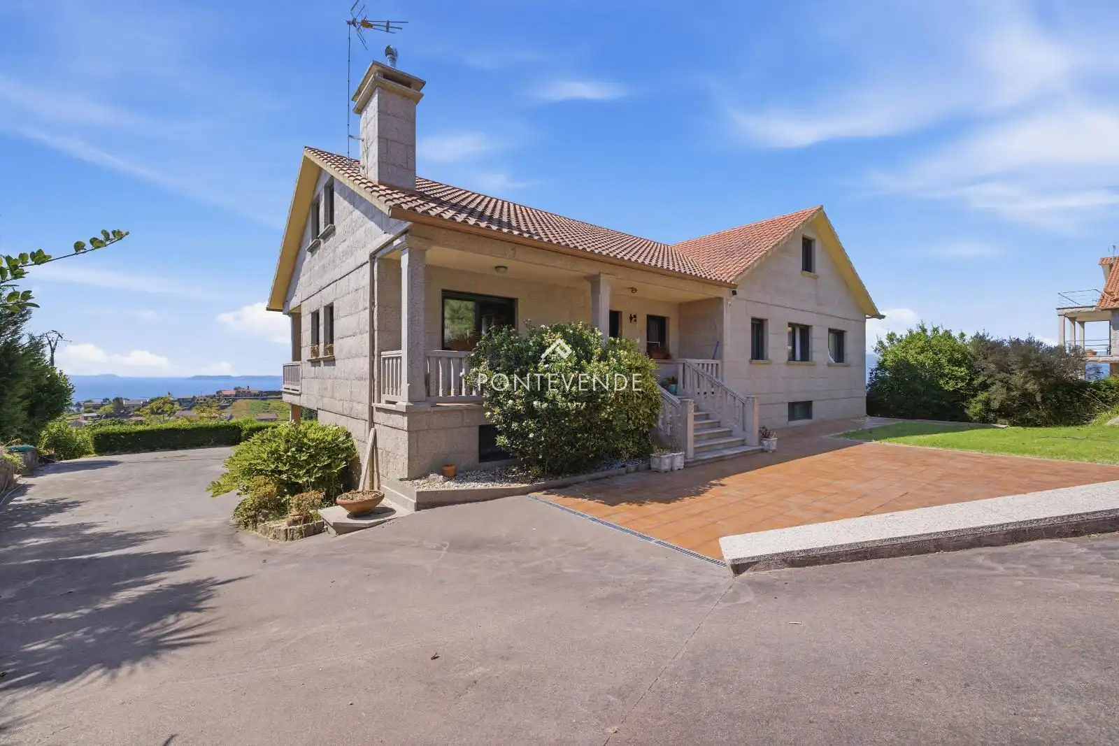 Vista exterior de Casa o chalet en venta en Marín con Calefacción, Terraza y Trastero