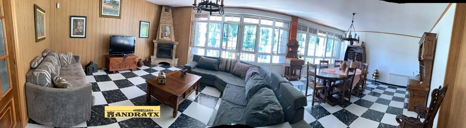 Sala d'estar de Casa o xalet en venda en Ferrol amb Calefacció, Terrassa i Traster