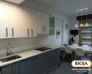 Kitchen of Single-family semi-detached for sale in Vitoria - Gasteiz  with Heating, Private garden and Terrace