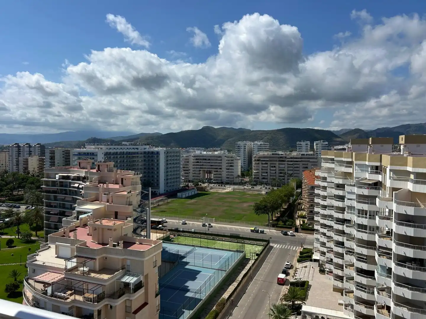 Apartamento con piscina en venta en Playa de Gandia, imagen 11