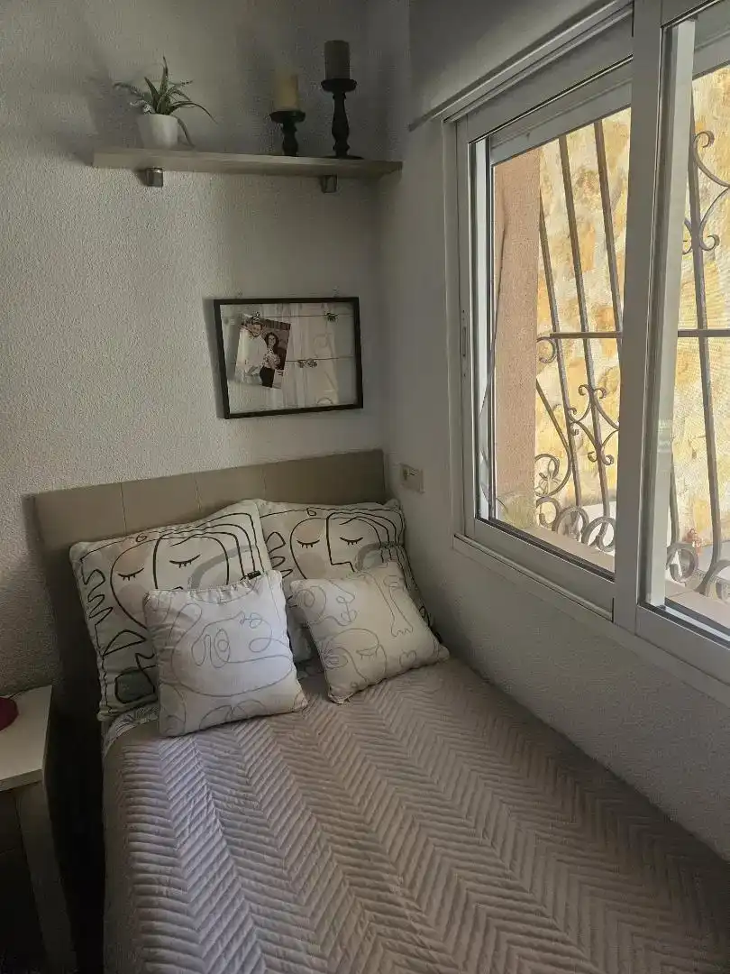 Schlafzimmer von Erdgeschoss zum Verkauf in La Unión mit Balkon