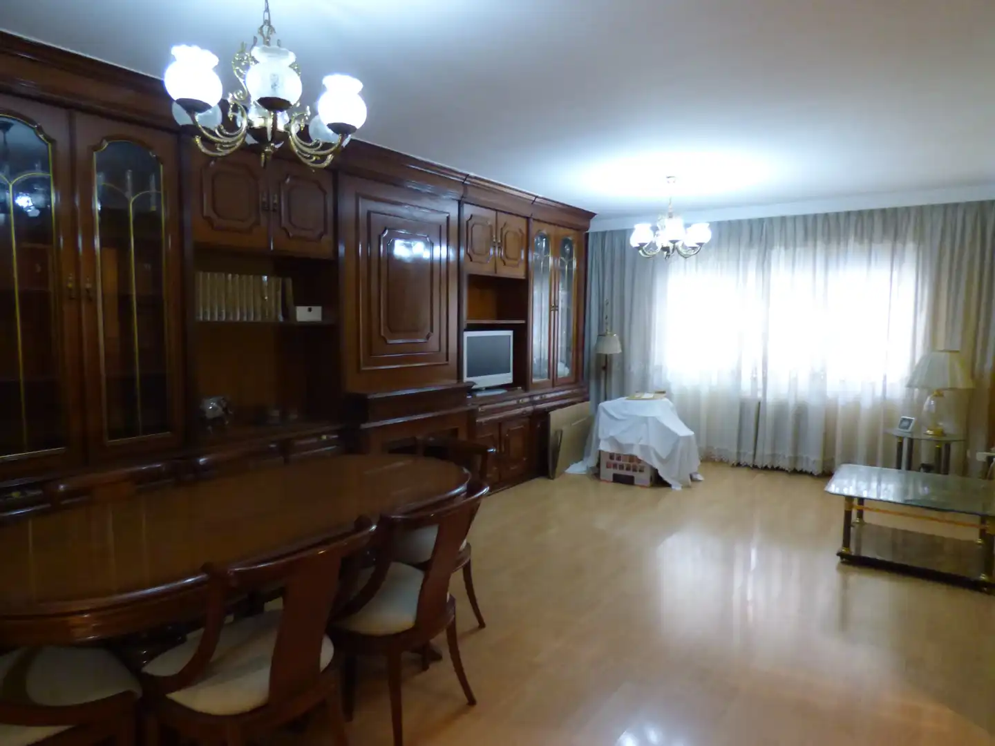 Sala d'estar de Pis en venda en Cerdanyola del Vallès amb Calefacció i Forn