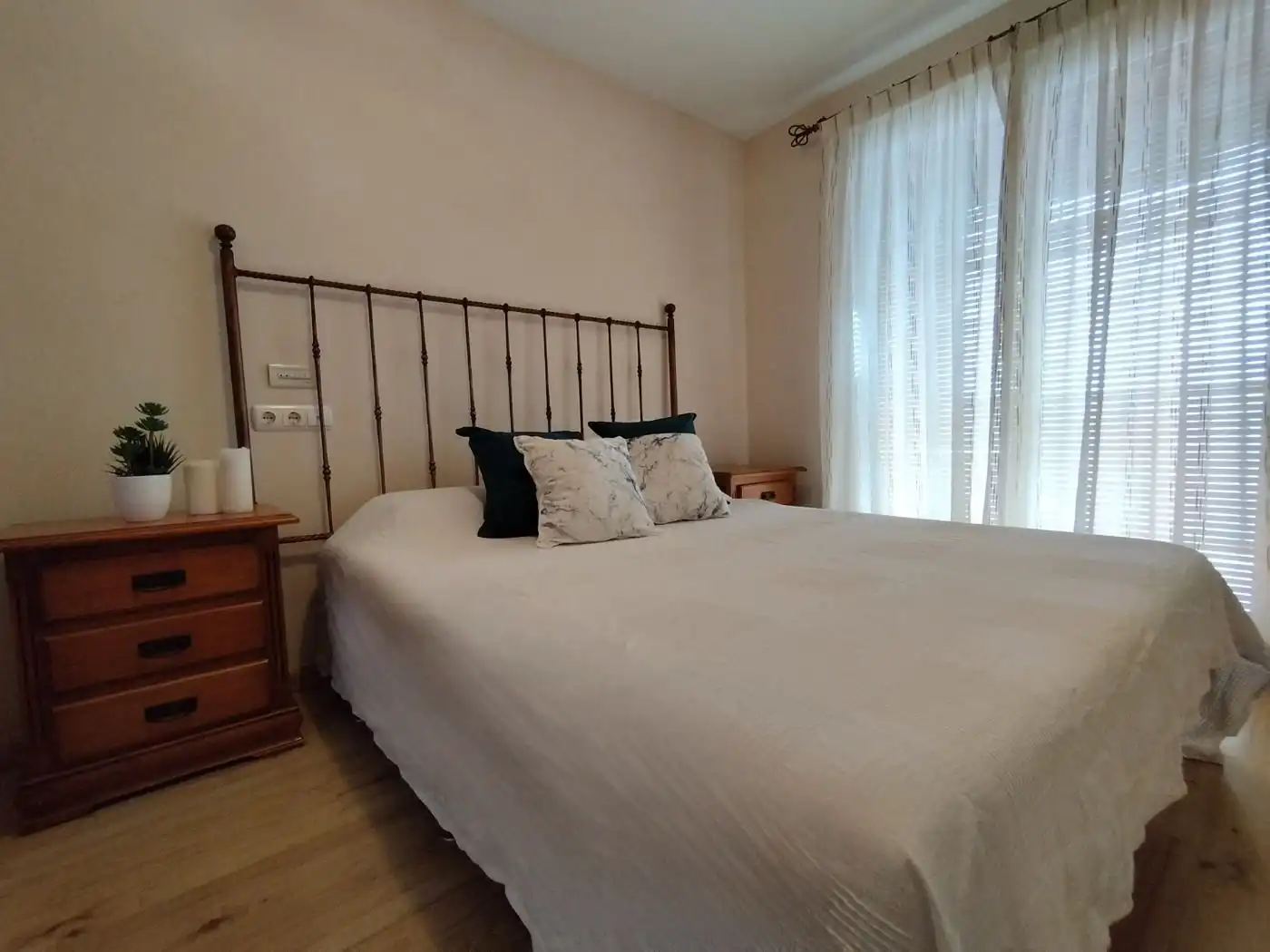 Flat with terrace to rent in Elche ciudad, imagen 4