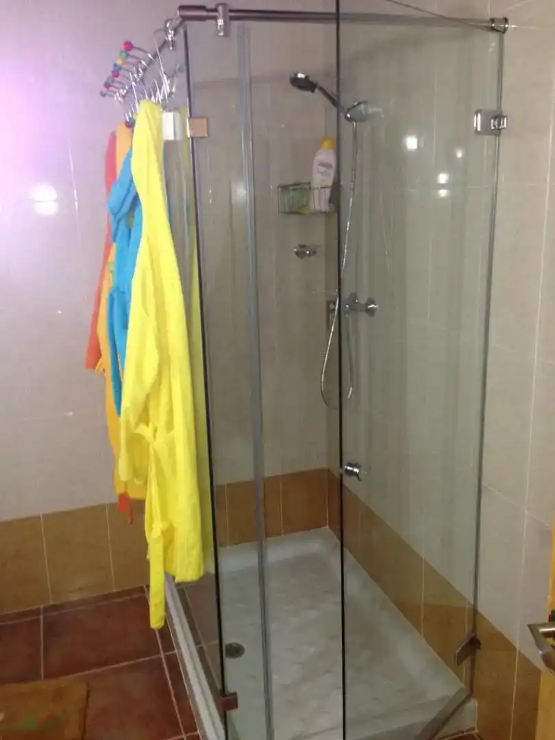 Bany de Casa o xalet en venda en El Castillo de las Guardas amb Balcó