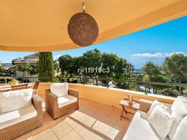 Wohnung mit Aufzug zum Verkauf in Elviria - Cabopino