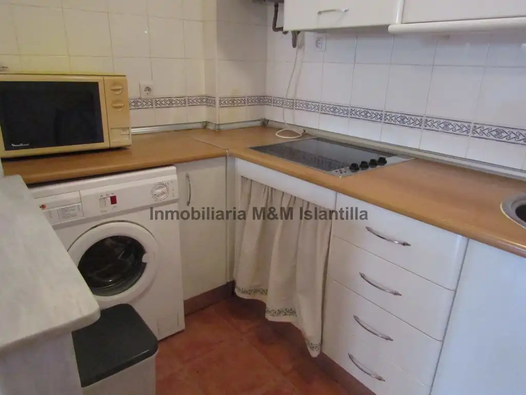 Cocina de Apartamento en venta en Islantilla con Terraza, Trastero y Amueblado