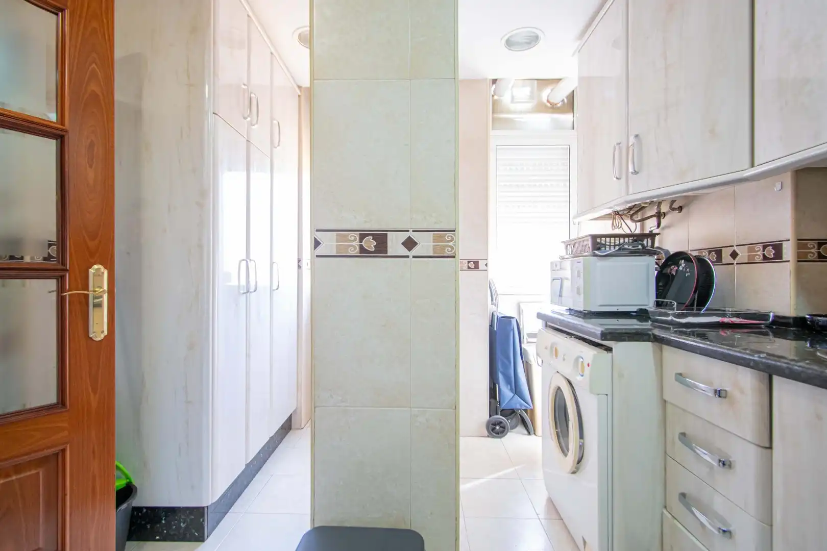 Kitchen of Flat for sale in Sevilla  with Air Conditioner, Heating and Terrace