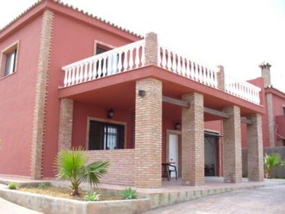 Vista exterior de Casa o xalet en venda en Conil de la Frontera amb Aire condicionat i Terrassa