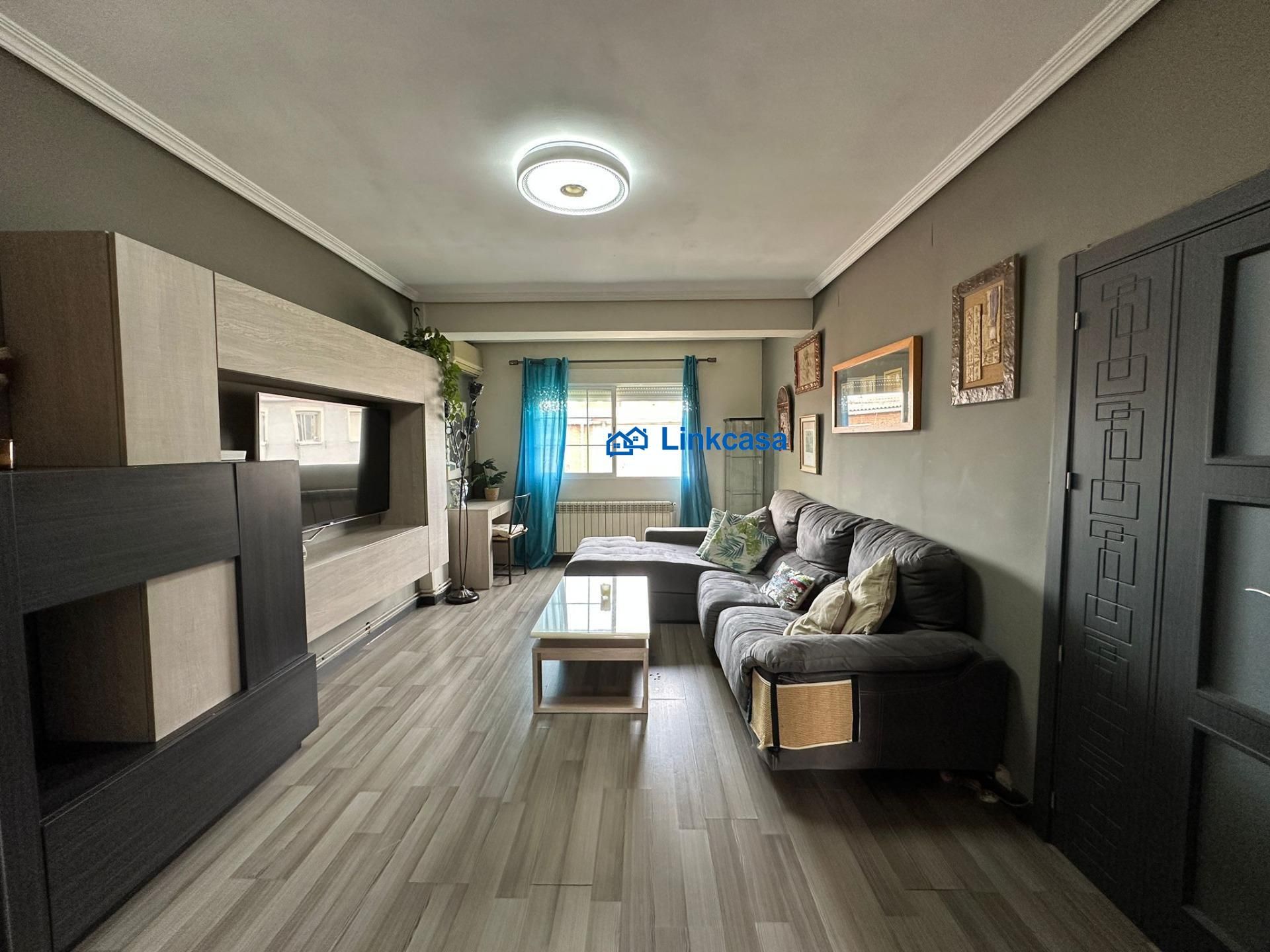 Sala de estar de Piso en venta en  Madrid Capital con Aire acondicionado y Calefacción