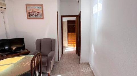 Foto 2 de Piso de alquiler en El Plantinar – Avda. La Paz - El Juncal, Sevilla Capital