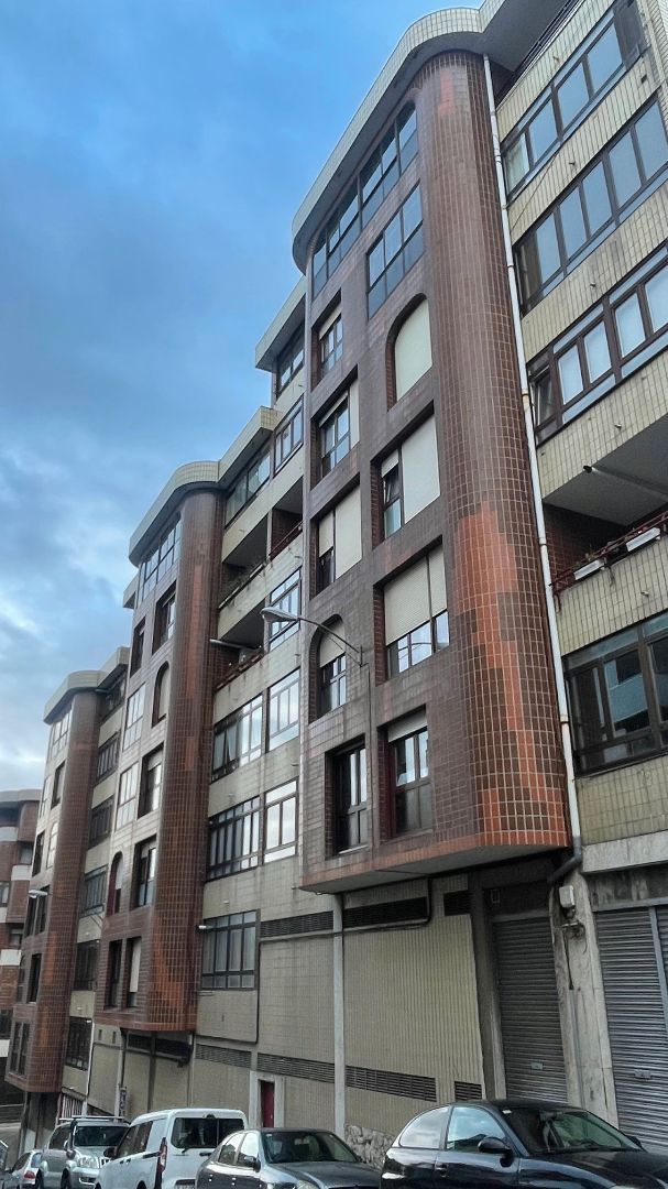 Vista exterior de Pis en venda en Portugalete amb Calefacció, Terrassa i Traster