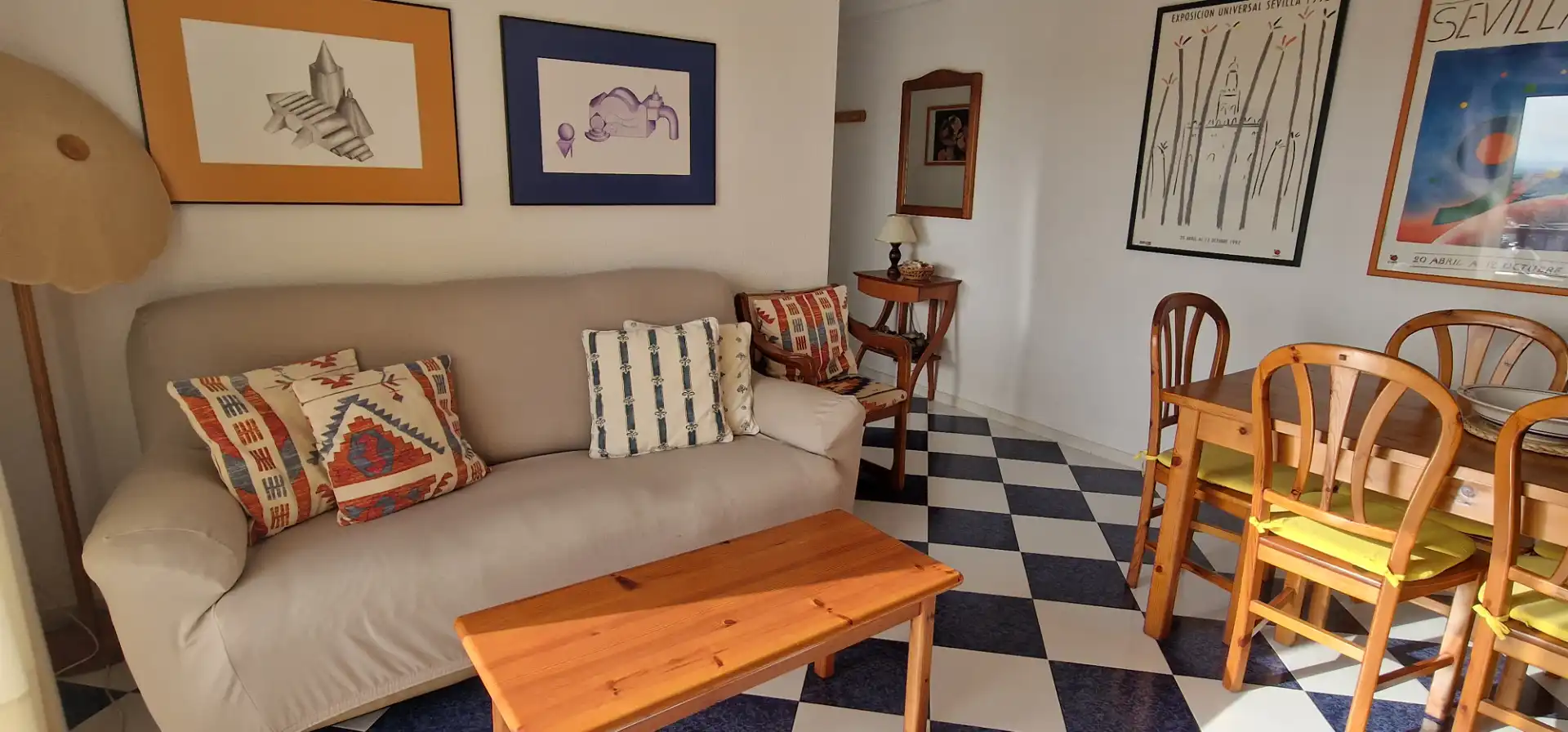 Wohnzimmer von Wohnung zum Verkauf in Isla Cristina mit Terrasse, Möbliert und Mikrowelle