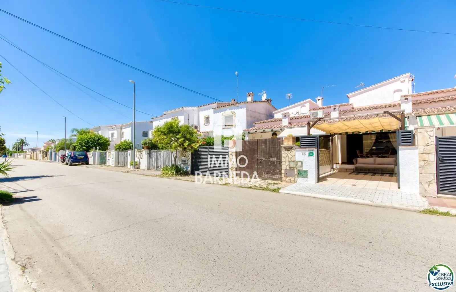 Vista exterior de Casa o chalet en venta en Empuriabrava con Terraza, Amueblado y Horno