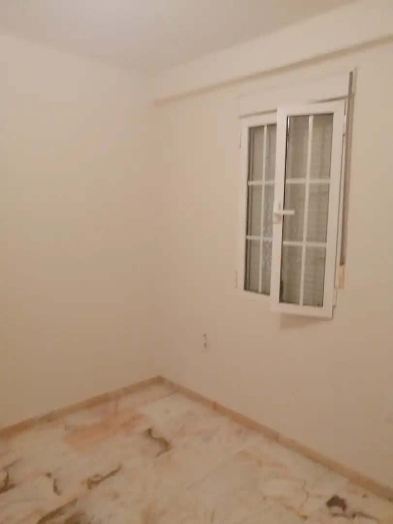 Bedroom of Flat for sale in Sevilla  with Air Conditioner, Furnished and Oven