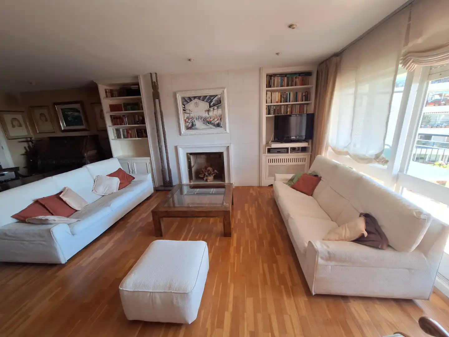 Flat with terrace for sale in Carrer de Moragas, imagen 4