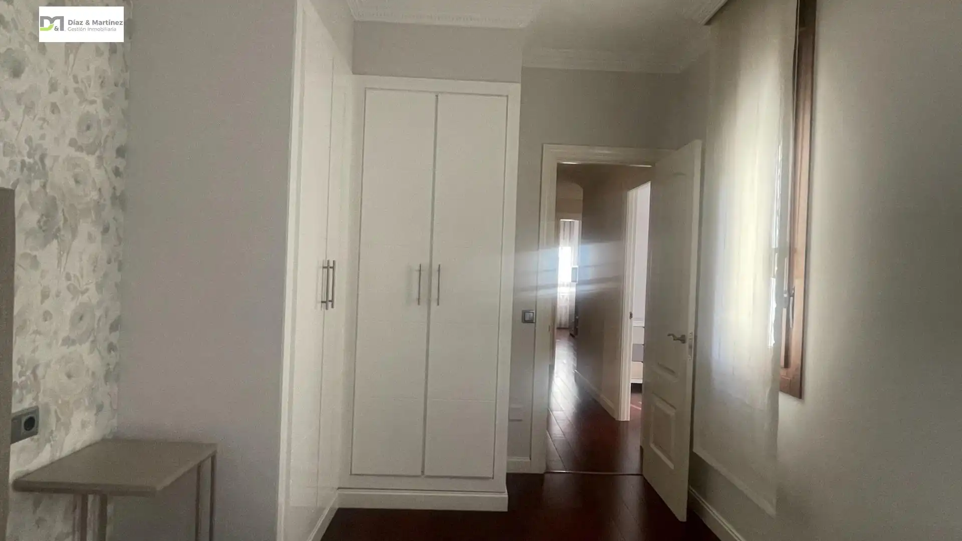 Habitación de Piso en venta en León Capital  con Calefacción, Trastero y Amueblado