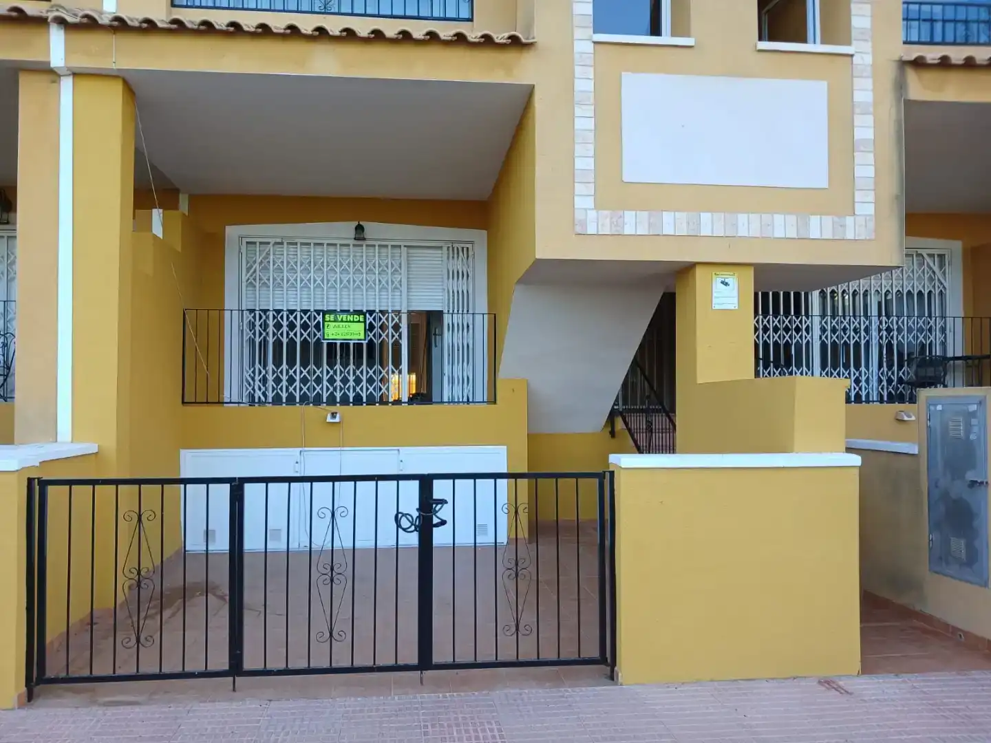 Exterior view of Flat for sale in Daya Nueva  with Oven, Microwave and Balcony