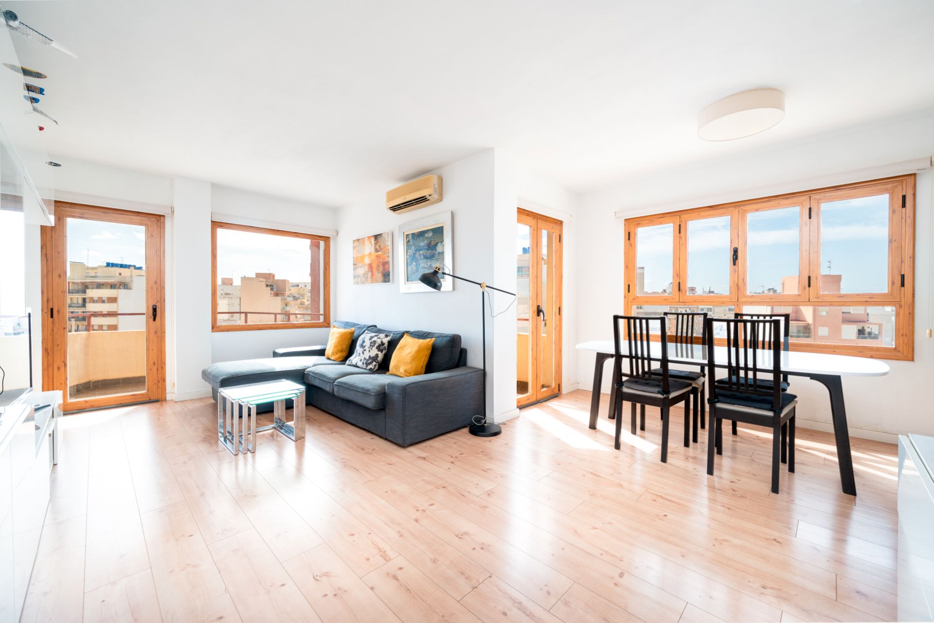 Sala de estar de Piso en venta en  Palma de Mallorca con Aire acondicionado, Calefacción y Parquet