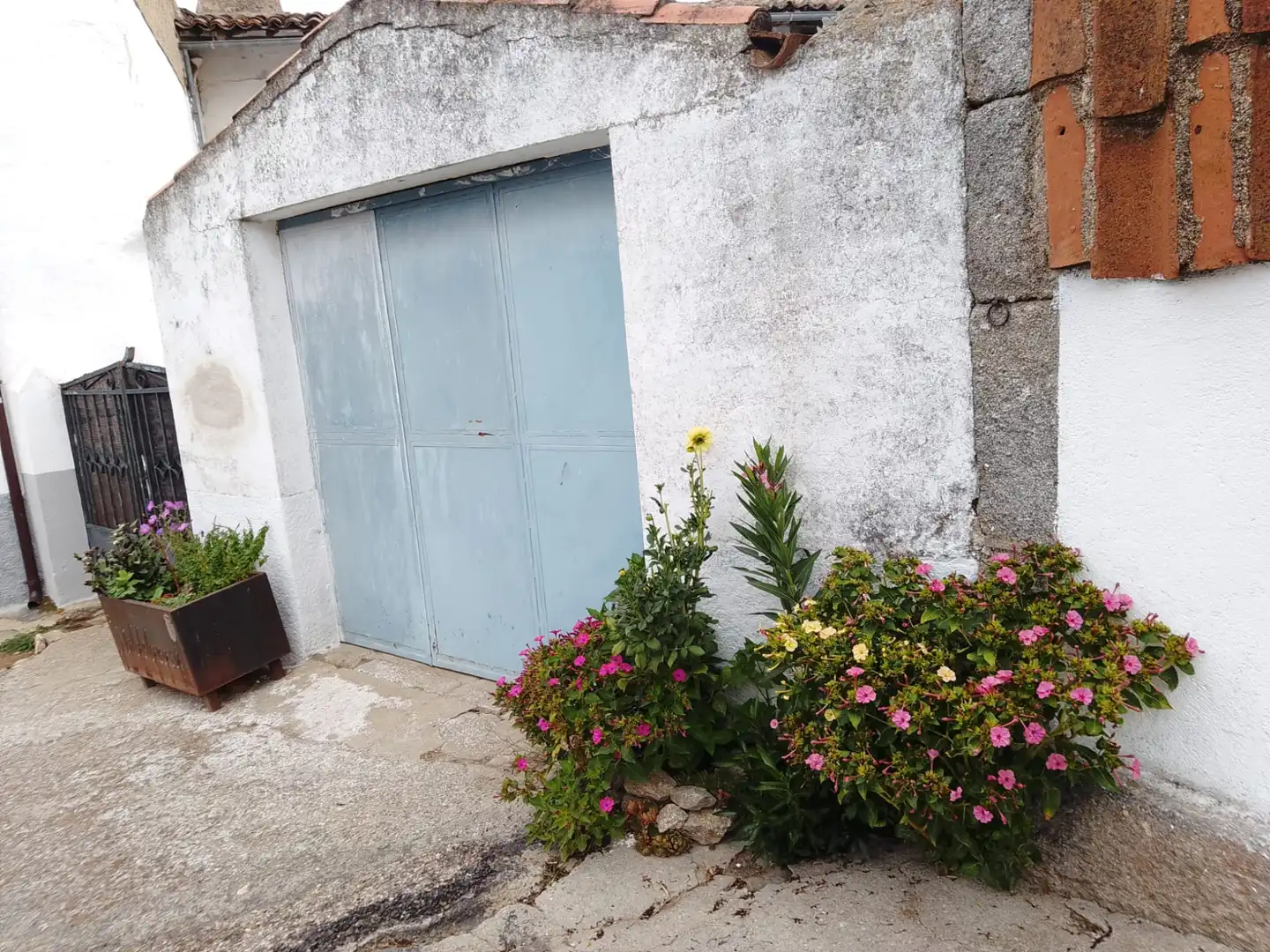 Vista exterior de Pis en venda en Valdelacasa
