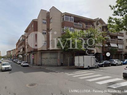 Exterior view of Apartment for sale in  Lleida Capital  with Air Conditioner, Heating and Oven
