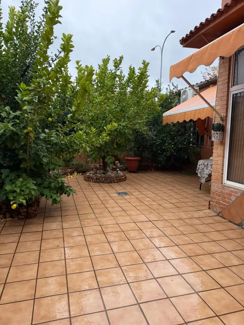 Terrace of Detached homes for sale in Argamasilla de Calatrava  with Air Conditioner, Heating and Private garden