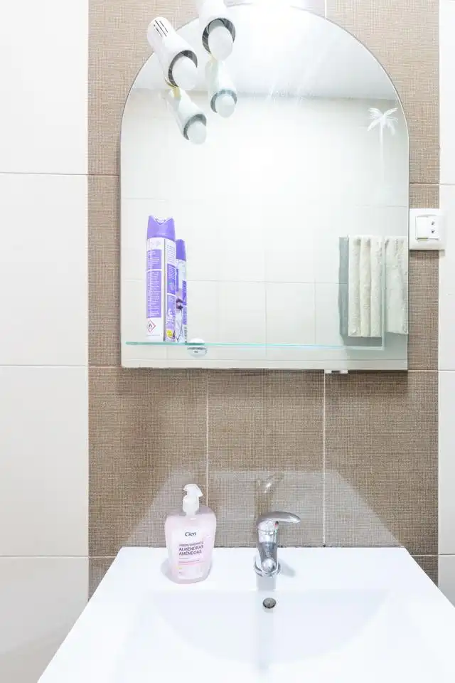 Baño de Planta baja en venta en Oviedo  con Calefacción y Amueblado