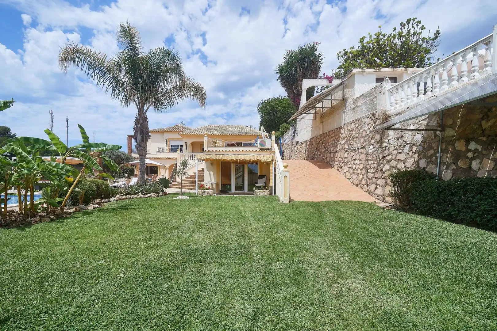 Chalet con piscina en venta en El Faro de Calaburra - Chaparral, imagen 41