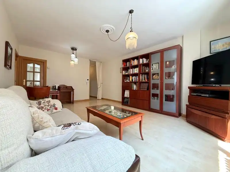 Sala de estar de Piso en venta en Valladolid con Calefacción y Balcón