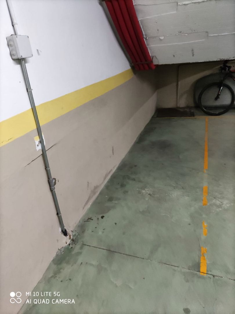 Garaje en venta en  Cádiz Capital con Alarma