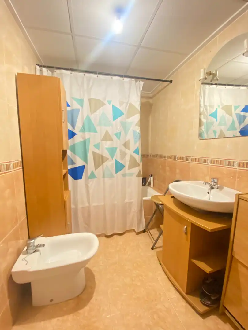 Bany de Apartament en venda en Águilas amb Moblat, Forn i Rentadora