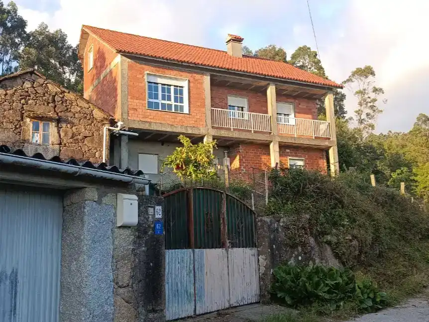 Vista exterior de Casa o xalet en venda en Parroquias Rurales