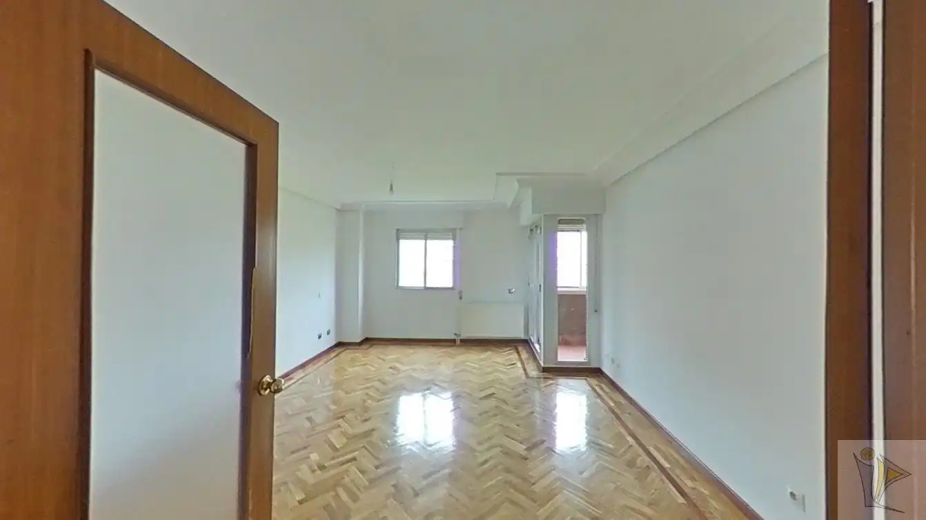 Piso en venta en AV DEL PARQUE , El Bercial