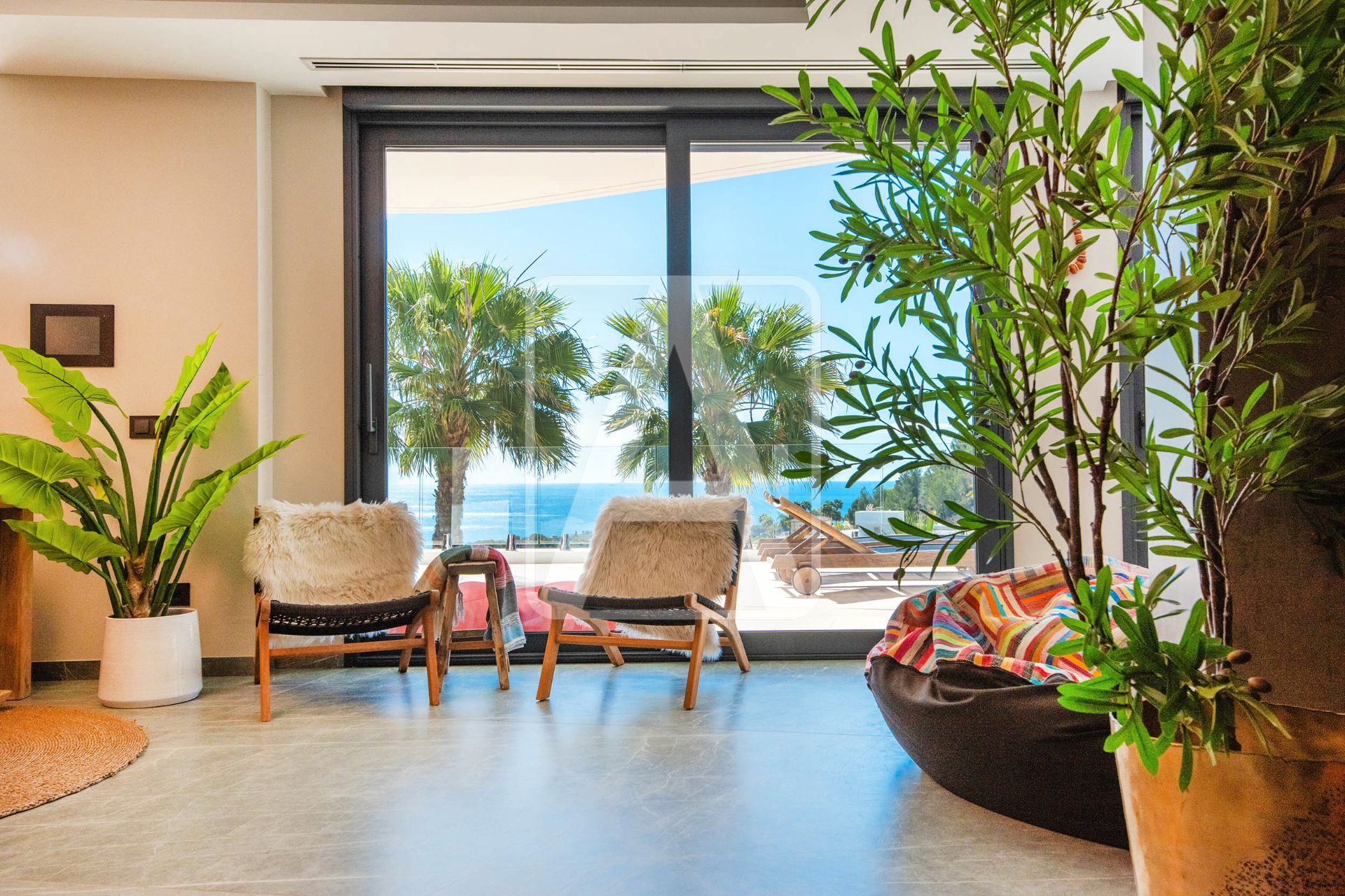 Sala d'estar de Casa o xalet en venda en Benissa amb Aire condicionat, Calefacció i Jardí privat