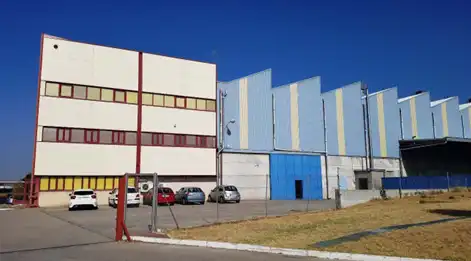 Vista exterior de Nau industrial en venda en Móstoles