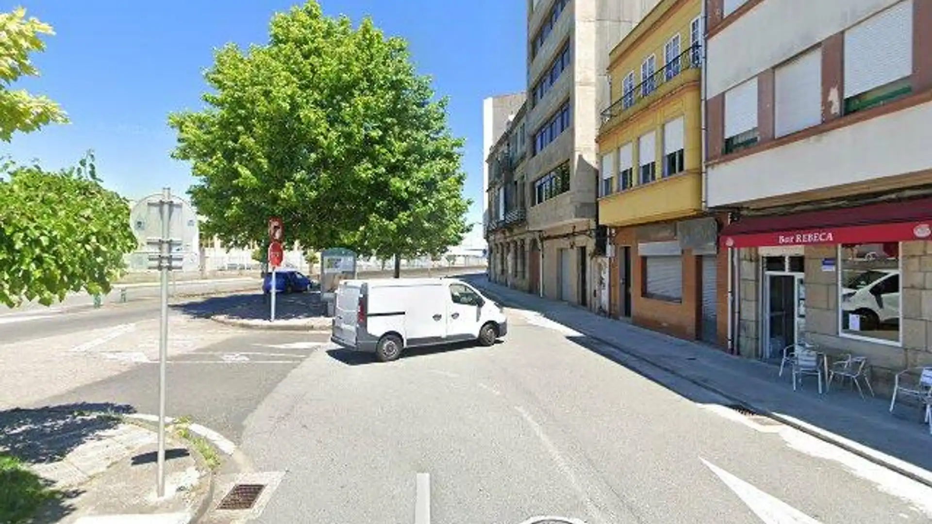 Vista exterior de Pis en venda en Pontevedra Capital 